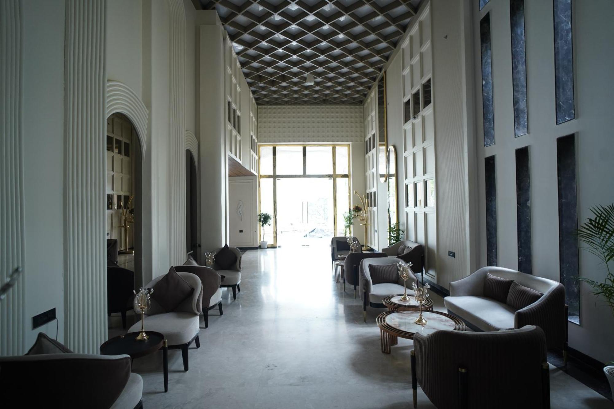 Hotel Ornate Lucknow Extérieur photo
